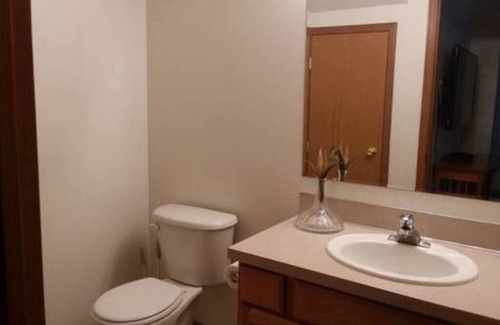 Yakima House | West Yakima - Clean - Safe - Overnight With Us #1