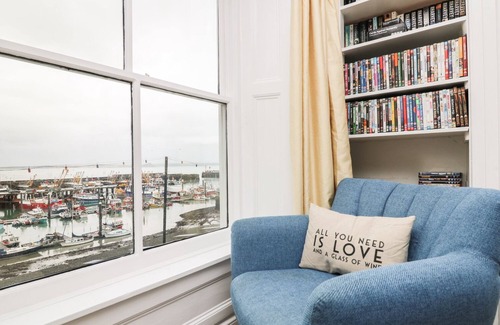 Newlyn Cottage | WESTCLIFF, pet friendly, character holiday cottage in Newlyn