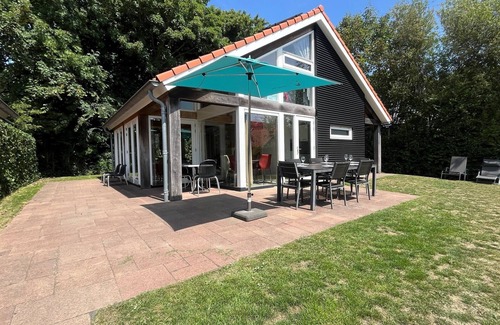 Westenschouwen Villa | Westerduyn 1 very comfortable contemporary villa in prime location