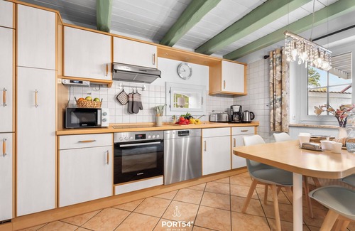 Delve Apartment | Westerweide - terrace, fitness room, dogs allowed