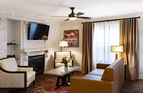 Las Vegas Condo | Westgate Flamingo Bay Resort 1br suite, Sunday check-in