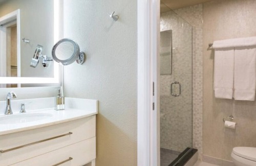 Las Vegas Resort | Westgate Resort and Casino with all the amenities, and walk to Grand Prix