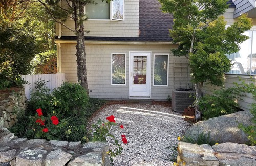 Adamsville House | Westport MA BOOK NOW for 2026! 4 bdrm close to Bristol RI,Newport RI, Boston MA