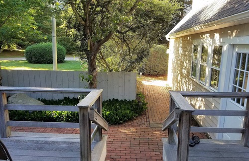 Adamsville House | Westport MA BOOK NOW for 2026! 4 bdrm close to Bristol RI,Newport RI, Boston MA
