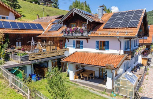Wallgau Ski Chalet | Wetterstein, 2 balconies, Grander water