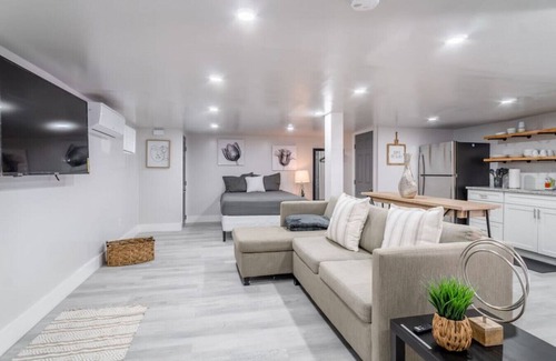 Hershey House | WeWelcome You to Casa Hershey!