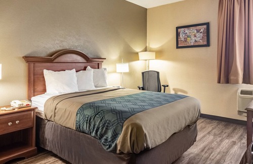 Wexford Hotel | Wexford Inn & Suites