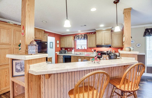 Claxton House | WFH-Friendly: Rural & Secluded Gem in Claxton!