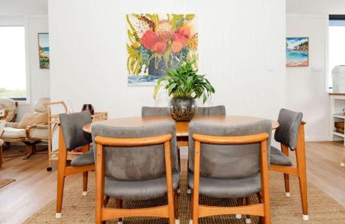 Peterborough House | Whale Rock Beach House - GOR