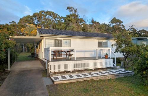Pambula Beach House | Whale Tail Beach House