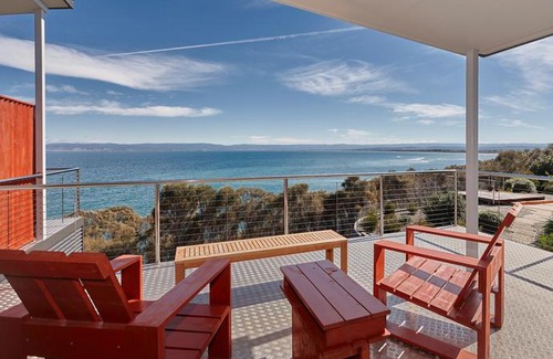 Coles Bay Apartment | Whale Watcher 2