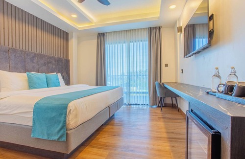 Dhigurah House | Whaleshark Beach