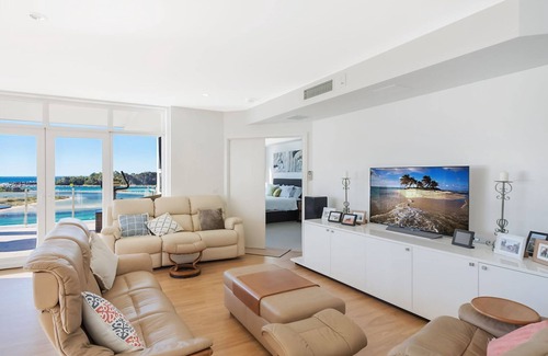 Narooma Apartment | Wharf Apartment Unit 7