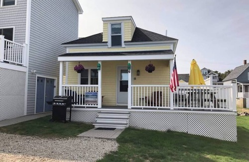York Beach House | What a gem for a quiet and quaint vacation