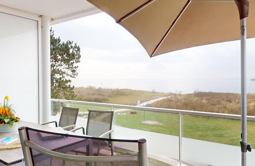 Pelzerhaken Apartment | What a sea view! The Baltic Sea vacation apartment Südkap Apartment H-02