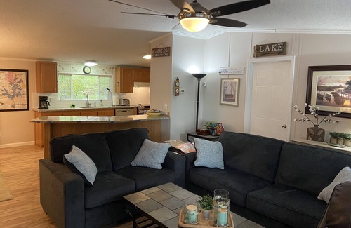 Dadeville House | What A View! 4 bed 2 bath Home on Beautiful Lake Martin