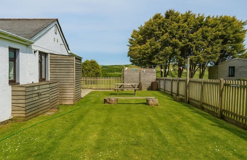 Helston House | Wheal Frances - a lodge that sleeps 8 guests in 4 bedrooms