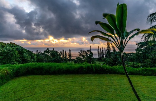 Hana House | Where heaven meets the Earth.