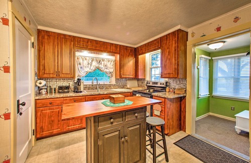 Witmer House | Whimsical Lancaster Home - 4 Mi to Sight & Sound