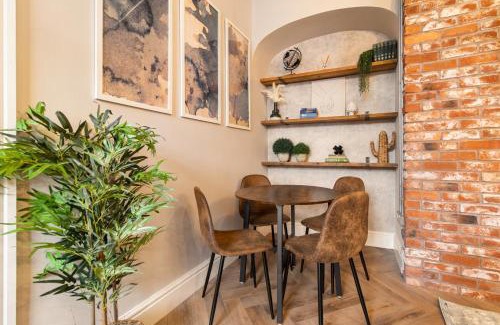 Worcester Apartment | WhiskAwayStays - Shaw Mews - Apartment 3