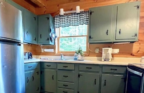 Rangeley Cabin | Whiskey River Ridge- cozy modern cabin close to downtown+Saddleback Mt.