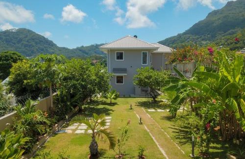 Beau Vallon Apartment | Whispering Palms