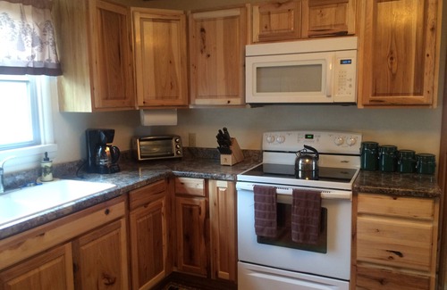 Georgetown Cabin | Whispering Pines Guest Cabin At Georgetown Lake - Family & Pet Friendly, Hot Tub
