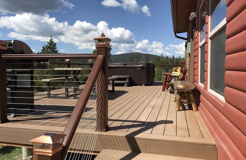 Georgetown Cabin | Whispering Pines Guest Cabin At Georgetown Lake - Family & Pet Friendly, Hot Tub