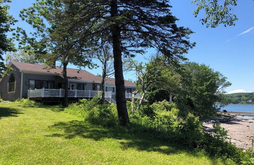 Owls Head House | Whispering Tides, on the shores of Rockland Harbor