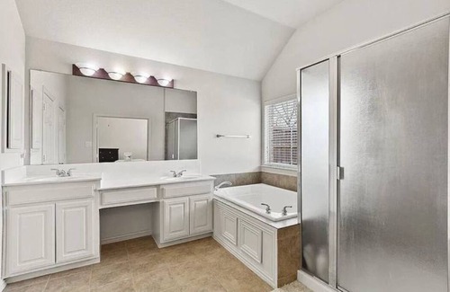 Little Elm House | Whispering Trail Respite