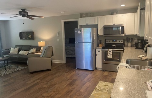 Hendersonville House | Whispering Trees Loft
