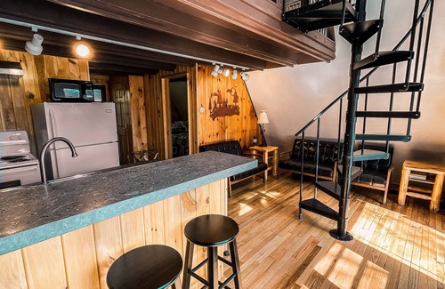 Rockbridge Cabin | Whispering Waters A-frame (Hocking Hills Area)