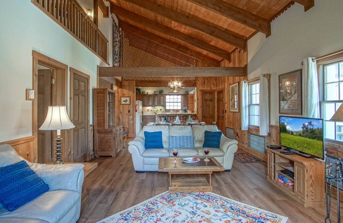 Snowshoe Condo | Whistlepunk #24: 4 Bedroom, 3 Bath: Slope Side, Wood Fireplace.