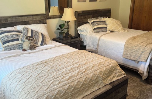 North Canton Other | White Birch Getaway is a perfect place to gather with family and friends!