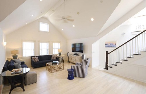 Nantucket Town Hotel | White Elephant Hotel