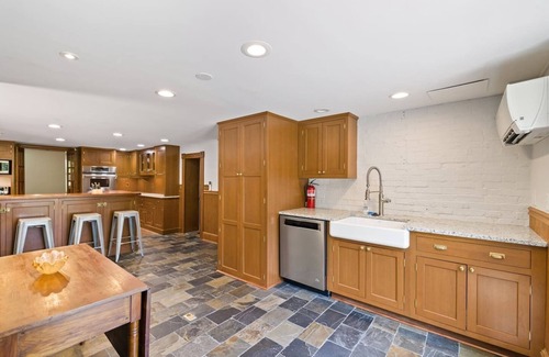 Harpers Ferry House | White House Inn - Historic Home in Harpers Ferry!