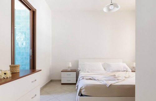 Rosa Marina House | White House with pool by Wonderful Italy