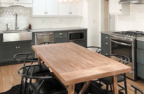 Paso Robles Other | White Oak Farmhouse | Vineyard Retreat, 2 KING