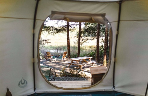 Black Creek RV Rental | White Pine Lake Front Farm Glamping & Sauna Experience