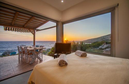 Agia Marina House | White Rock Cave Villa by "elite"