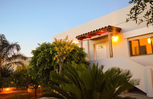 Karteros Villa | White Sand resort. Family-friendly hotels up to 6 people