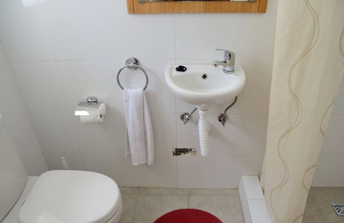 Naxxar House | White Star