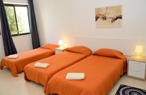 Naxxar House | White Star