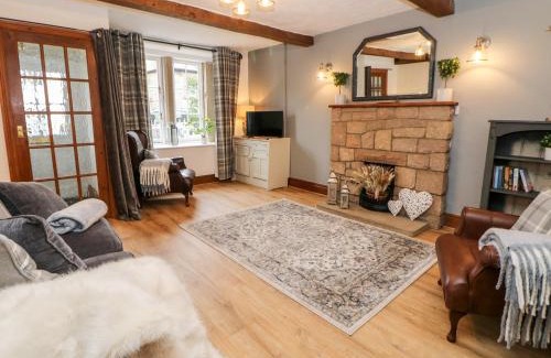 Youlgreave House | White Swan Cottage