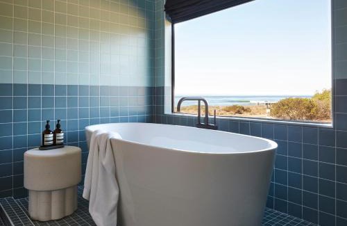 San Simeon Hotel | White Water