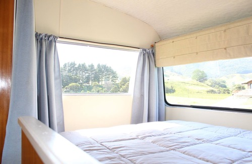 Colville House | Whitestar Station Caravan With adjoined Annex