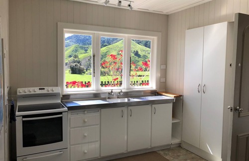 Colville Other | Whitestar Station's Palm Tree Cottage in Colville - BE ACTIVE or RELAX !