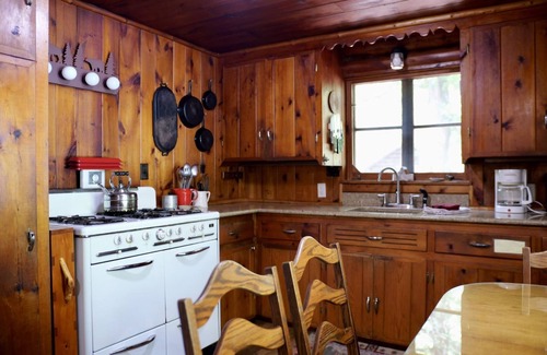 Drummond House | Whitney Bay Getaway on Drummond Island