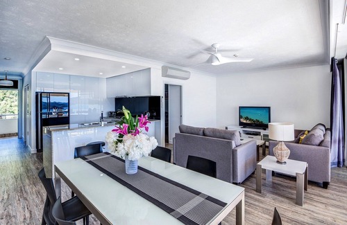 Hamilton Island Apartment | Whitsunday Apartment West 1002