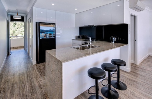 Hamilton Island Apartment | Whitsunday Apartment West 1002